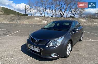 Седан Toyota Avensis 2009 в 