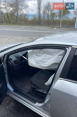 Седан Toyota Avensis 2011 в 