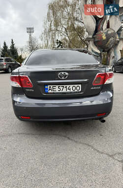 Седан Toyota Avensis 2011 в 