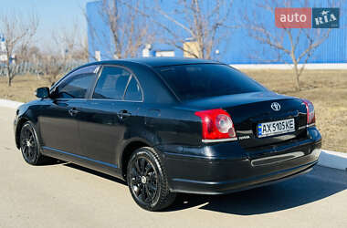 Седан Toyota Avensis 2008 в 