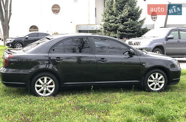 Седан Toyota Avensis 2003 в 