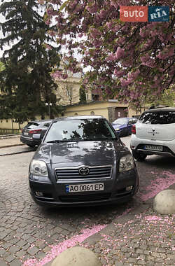 Седан Toyota Avensis 2006 в 