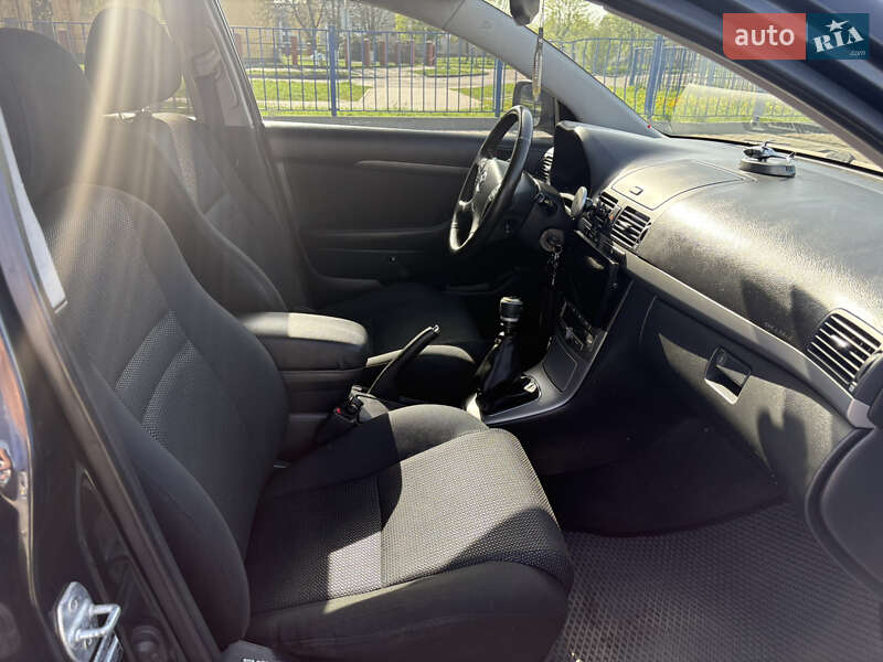 Универсал Toyota Avensis 2007 в Шептицькому