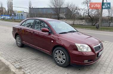 Седан Toyota Avensis 2004 в 