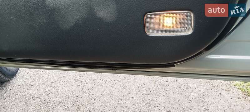 Універсал Toyota Avensis 2003 в Бару