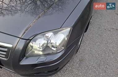 Седан Toyota Avensis 2008 в 