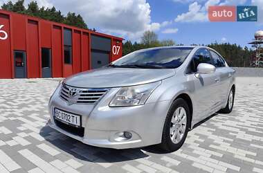 Седан Toyota Avensis 2010 в 