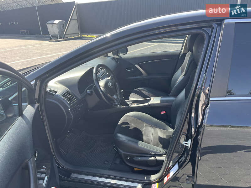 Седан Toyota Avensis 2014 в Львове фото 8 Седан Toyota Avensis 2014 в Львове