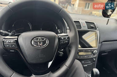 Седан Toyota Avensis 2008 в 