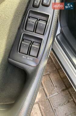 Лифтбек Toyota Avensis 2006 в 