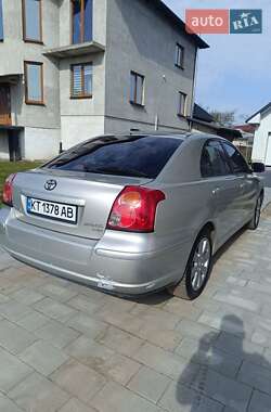 Седан Toyota Avensis 2008 в 