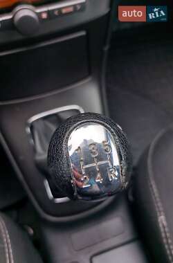 Седан Toyota Avensis 2004 в 