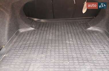 Седан Toyota Avensis 2004 в 