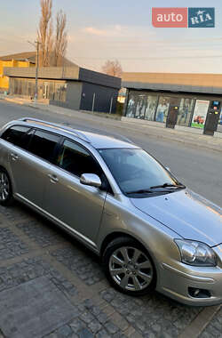 Универсал Toyota Avensis 2008 в 