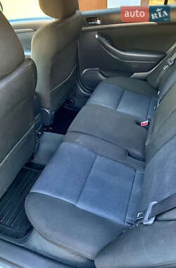 Универсал Toyota Avensis 2008 в 