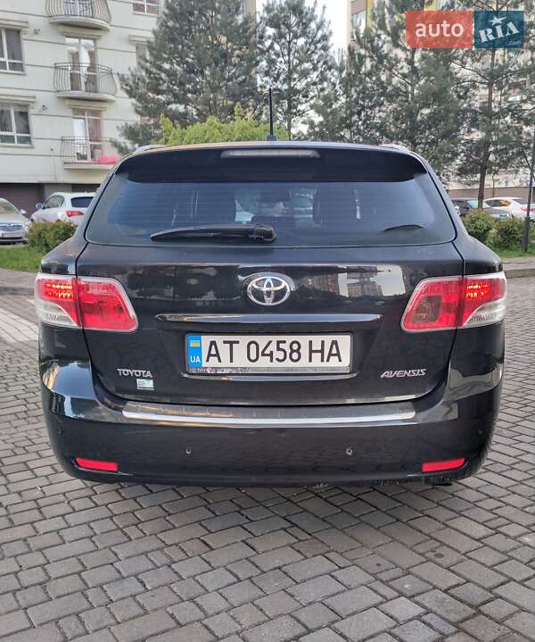 Универсал Toyota Avensis 2009 в Ивано-Франковске