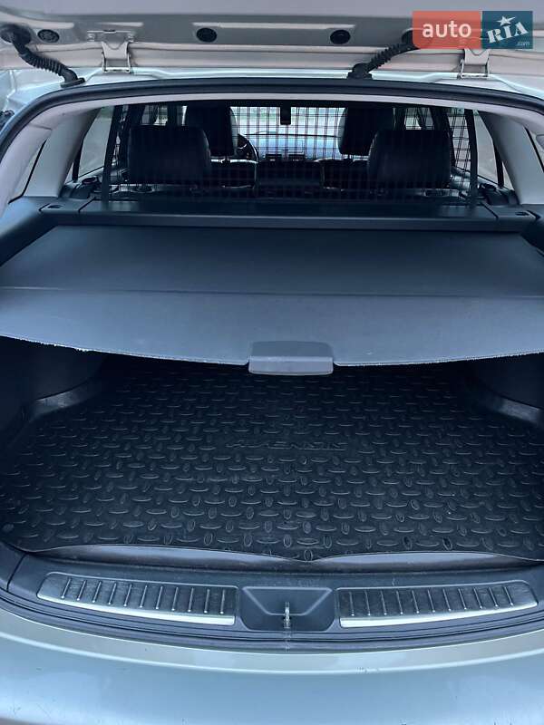 Універсал Toyota Avensis 2008 в Житомирі