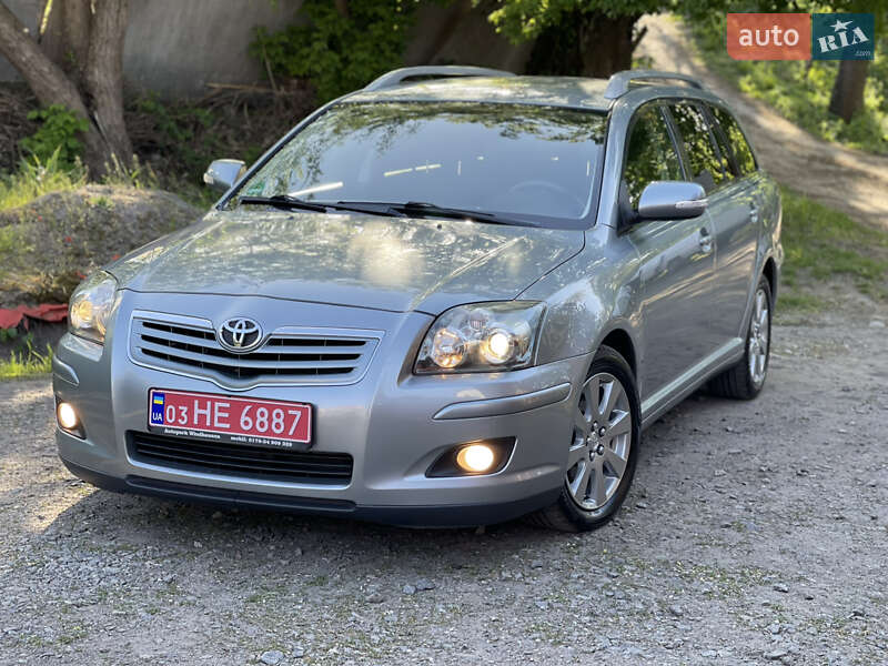 Универсал Toyota Avensis 2008 в Виннице