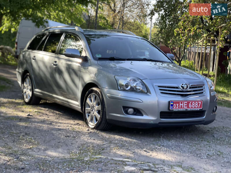 Универсал Toyota Avensis 2008 в Виннице