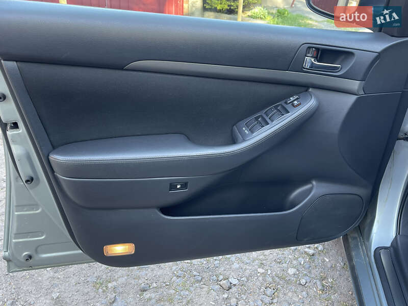 Универсал Toyota Avensis 2008 в Виннице