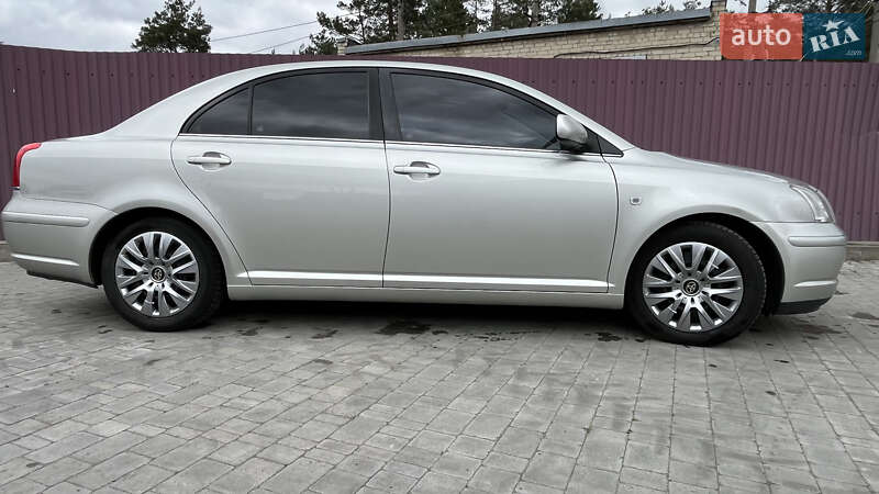 Седан Toyota Avensis 2005 в Ровно фото 5 Седан Toyota Avensis 2005 в Ровно