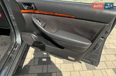 Універсал Toyota Avensis 2005 в 