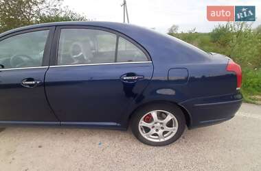 Ліфтбек Toyota Avensis 2006 в 