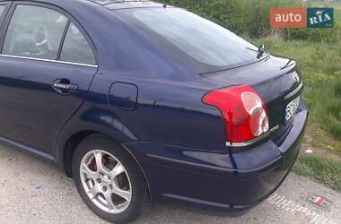 Ліфтбек Toyota Avensis 2006 в 
