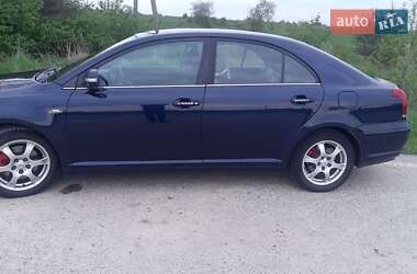 Ліфтбек Toyota Avensis 2006 в 