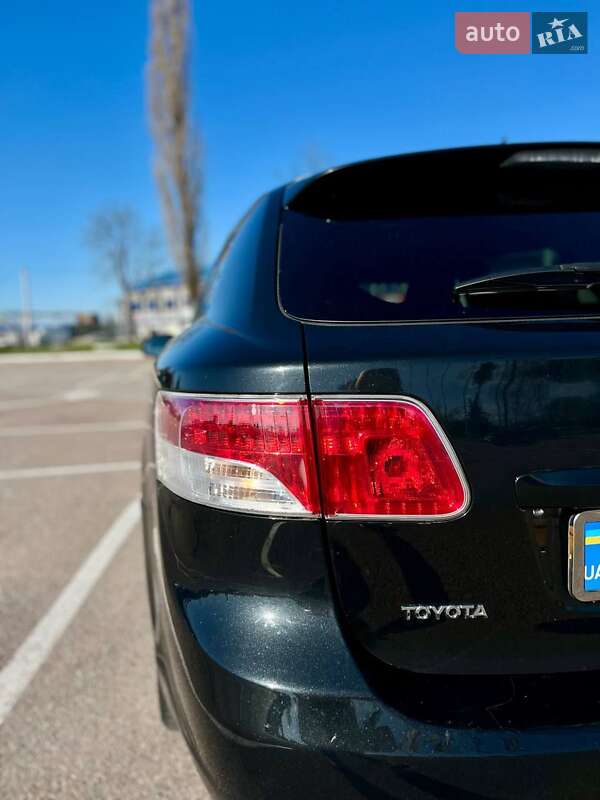 Универсал Toyota Avensis 2011 в Житомире