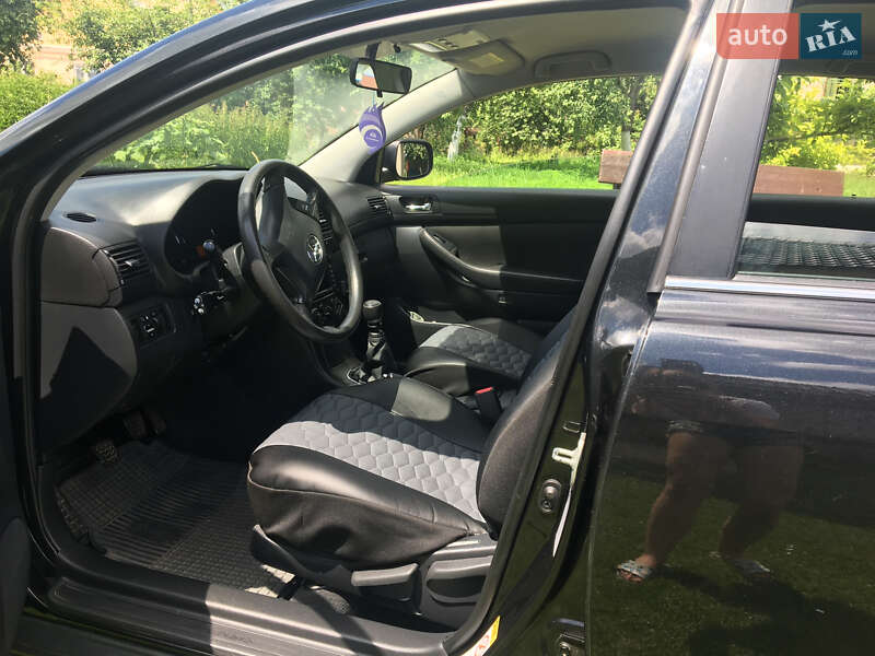 Универсал Toyota Avensis 2008 в Луцке