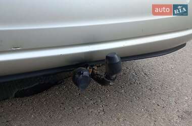 Седан Toyota Avensis 2004 в 