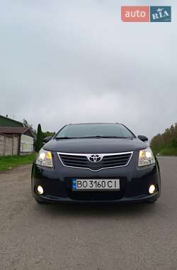 Універсал Toyota Avensis 2011 в 