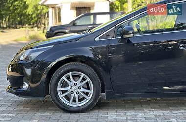 Универсал Toyota Avensis 2015 в 