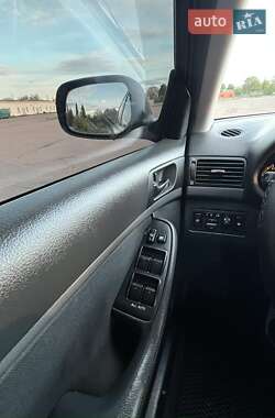 Універсал Toyota Avensis 2006 в 