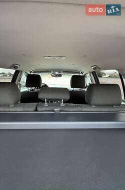 Універсал Toyota Avensis 2006 в 