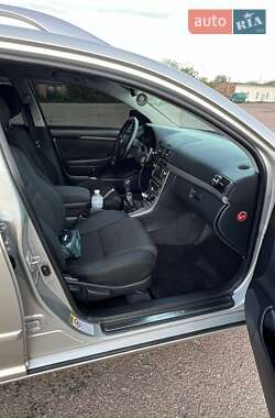 Універсал Toyota Avensis 2006 в 