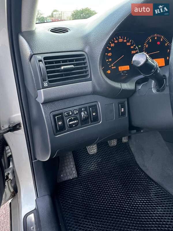 Универсал Toyota Avensis 2006 в Прилуках