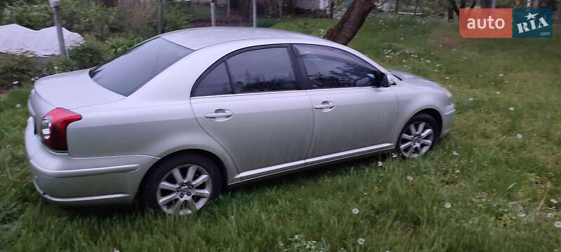 Седан Toyota Avensis 2008 в Кам'янець-Подільському