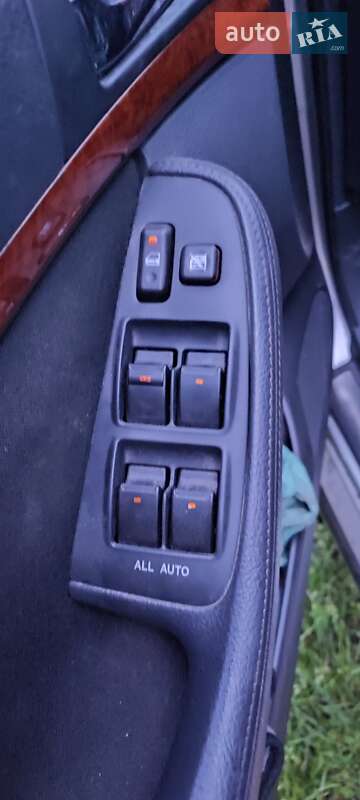 Седан Toyota Avensis 2008 в Кам'янець-Подільському