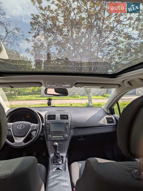 Универсал Toyota Avensis 2009 в Ровно фото 19 Универсал Toyota Avensis 2009 в Ровно