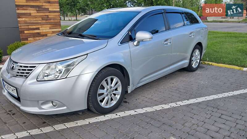 Універсал Toyota Avensis 2009 в Коростені