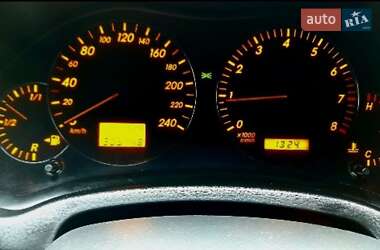 Седан Toyota Avensis 2004 в 