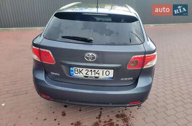 Універсал Toyota Avensis 2010 в 