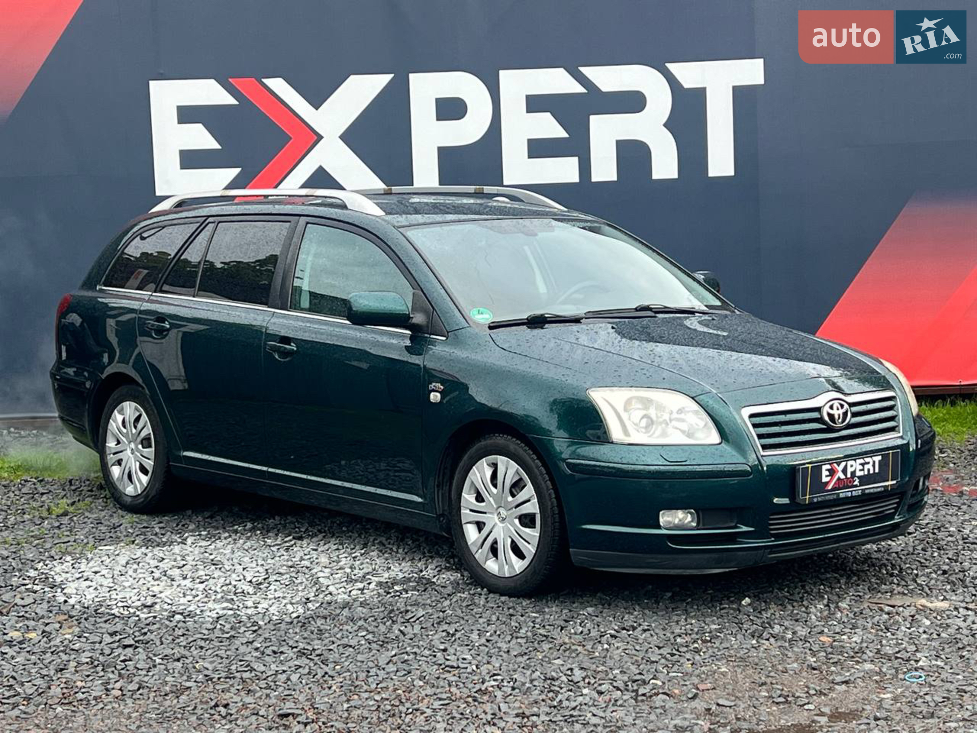 Toyota Avensis I Restyling