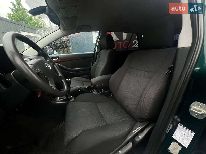 Универсал Toyota Avensis 2003 в Львове фото 10 Универсал Toyota Avensis 2003 в Львове