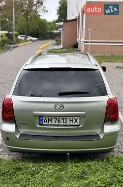 Універсал Toyota Avensis 2005 в 