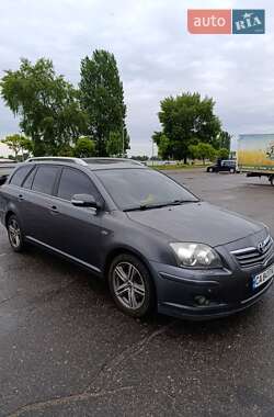 Универсал Toyota Avensis 2006 в Черкассах
