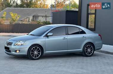 Лифтбек Toyota Avensis 2008 в 