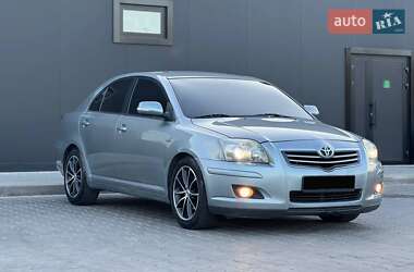 Лифтбек Toyota Avensis 2008 в 